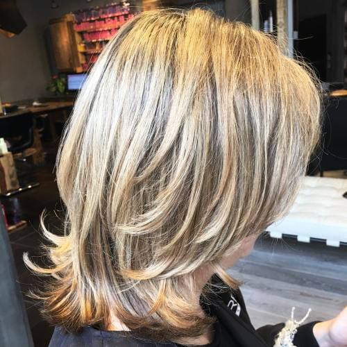 Two Tone Layered Medium to Short Hairstyle